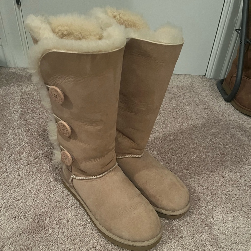 UGG Women's Bailey Button Boots